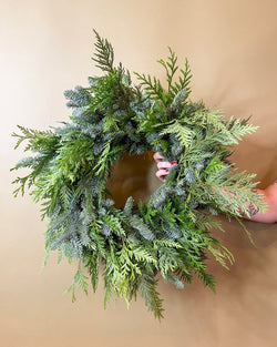 Simple Holiday Wreath