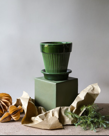 bergs simona glazed plant pot