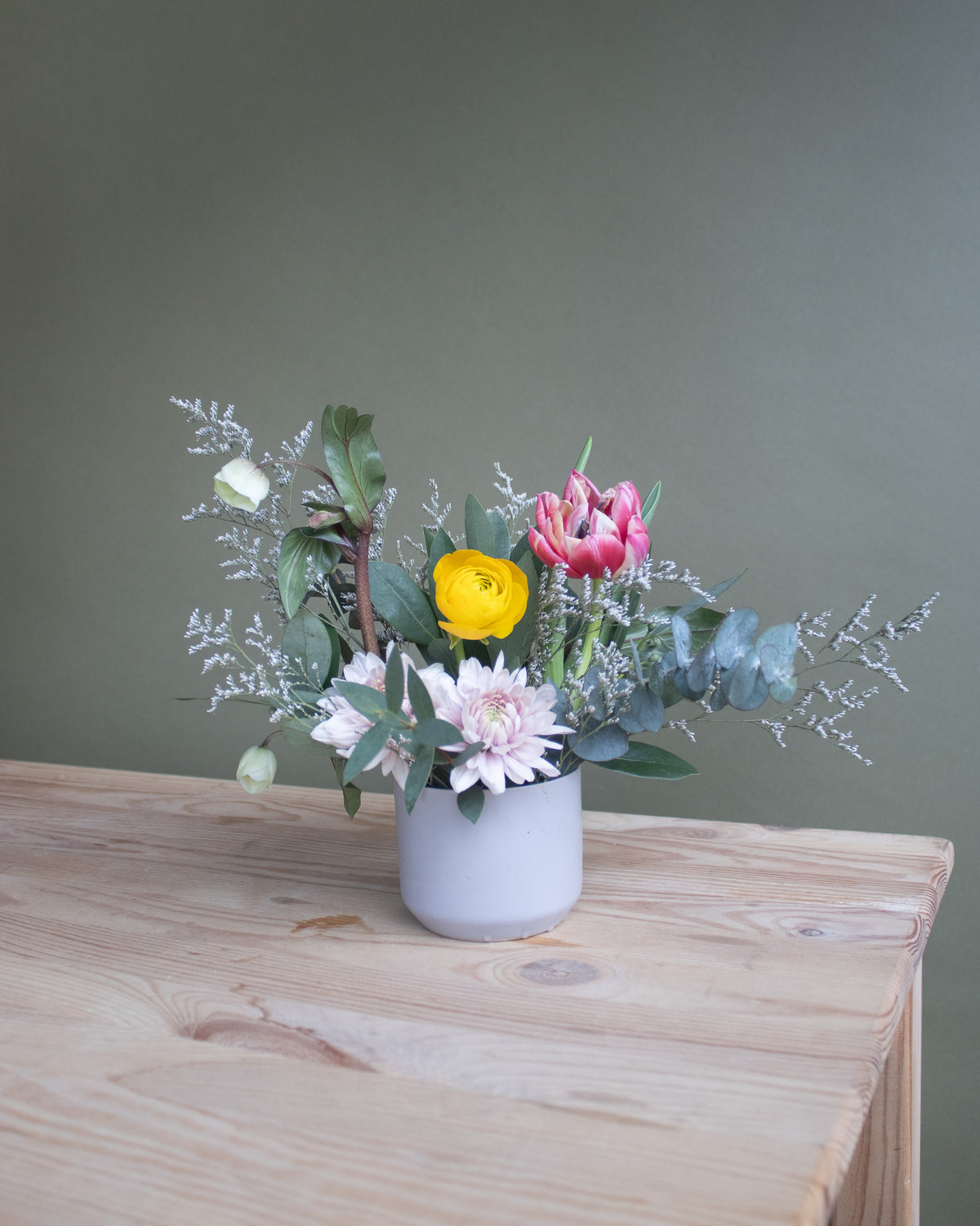Luxe Low Vase Arrangement, Fernseed